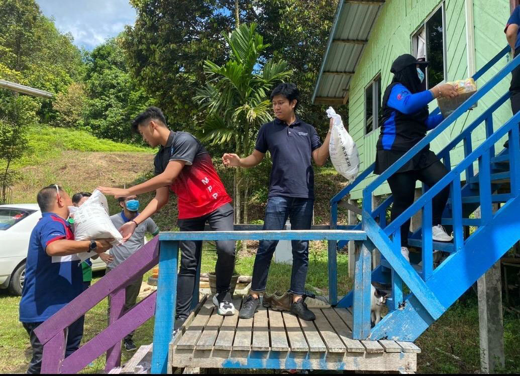 Distribution to one of the families in Tutong